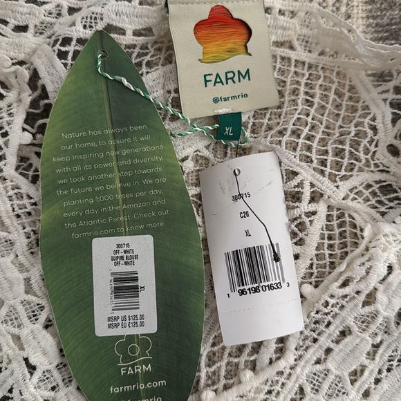 Farm Rio Cropped Lace Blouses NWT
Size XL
Purchased from Saks - Picture 3 of 4